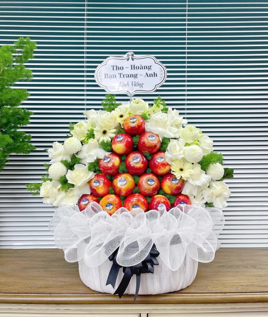 Giỏ trái cây đám tang cao cấp KF441