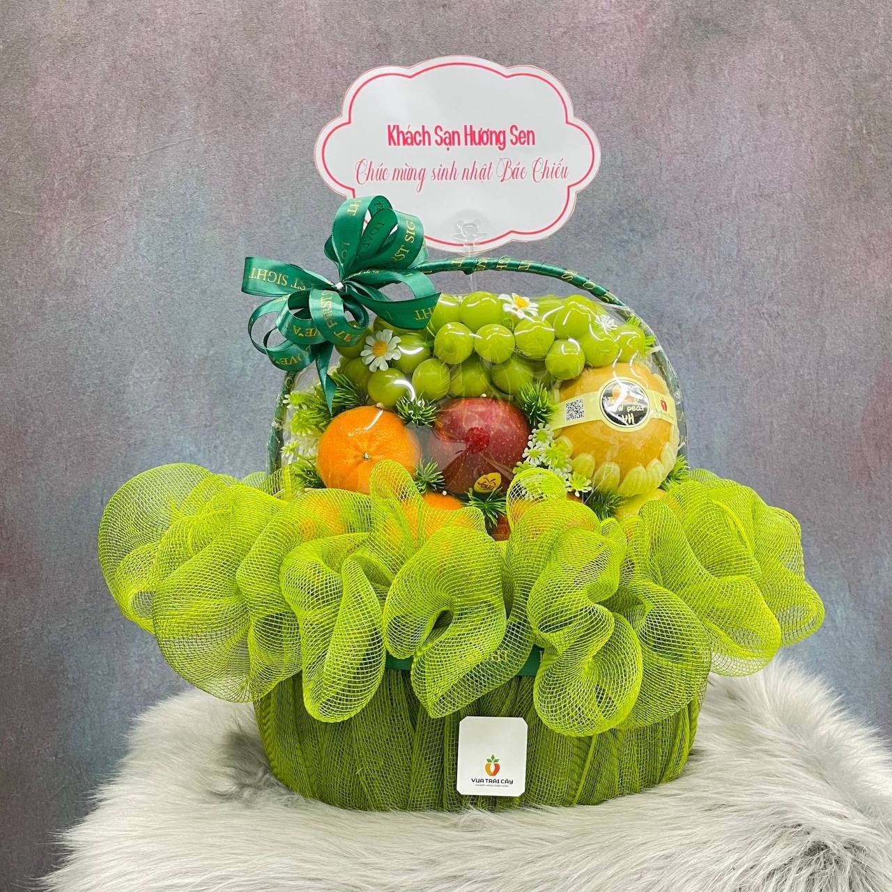 Giỏ Trái Cây Quà Tặng KF33