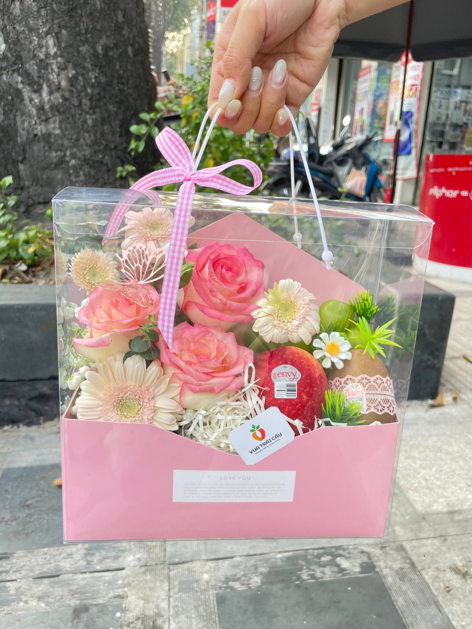 Hộp Trái Cây Kết Hợp Hoa Tươi KF04