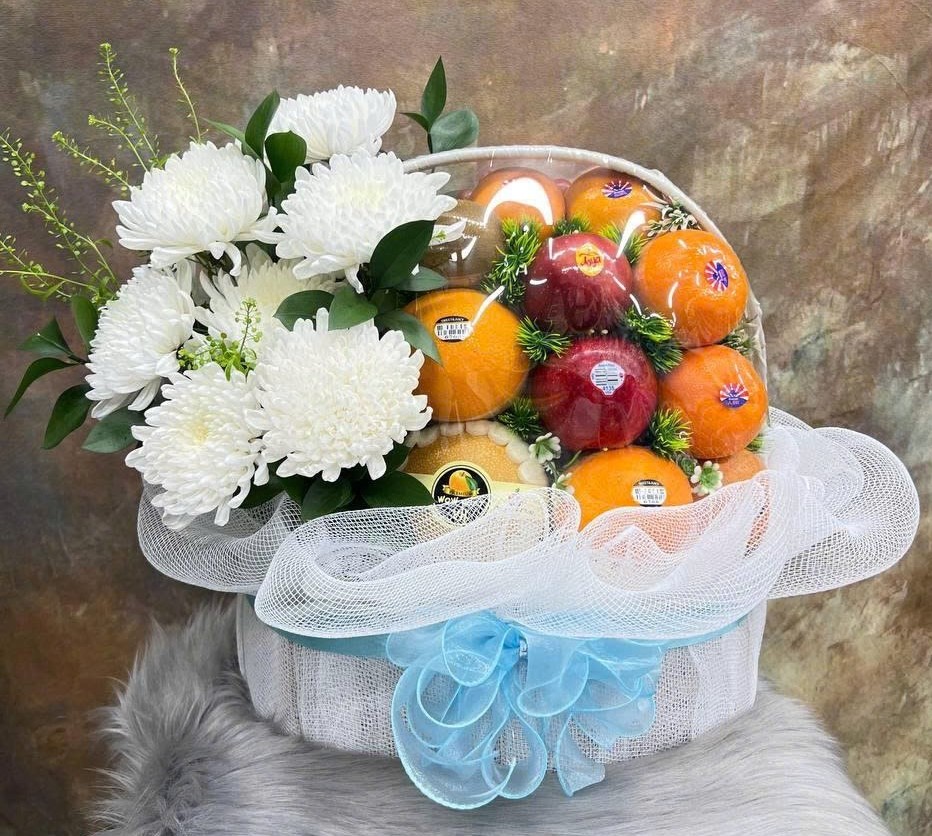 Giỏ Trái Cây Kết Hợp Hoa Tươi Đám Tang KF27