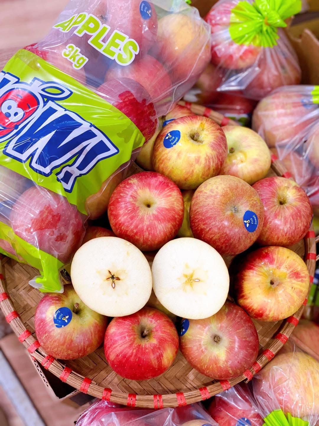 Táo Túi Nam Phi Fuji Red