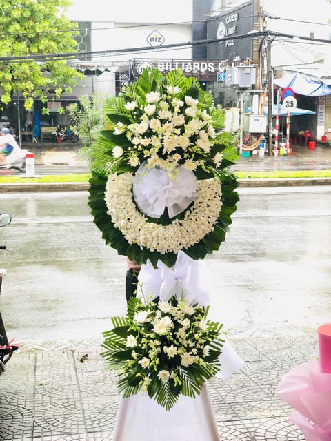Mẫu Hoa Viếng – V30