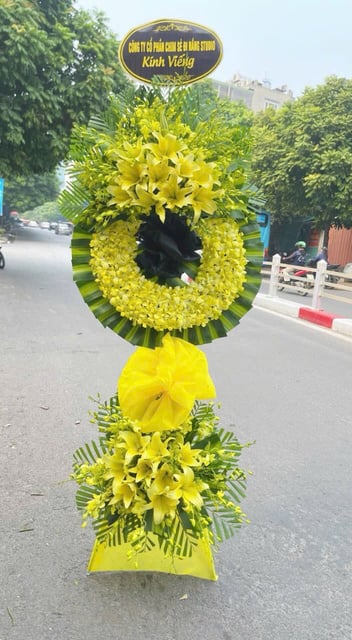 Mẫu Hoa Viếng – V02