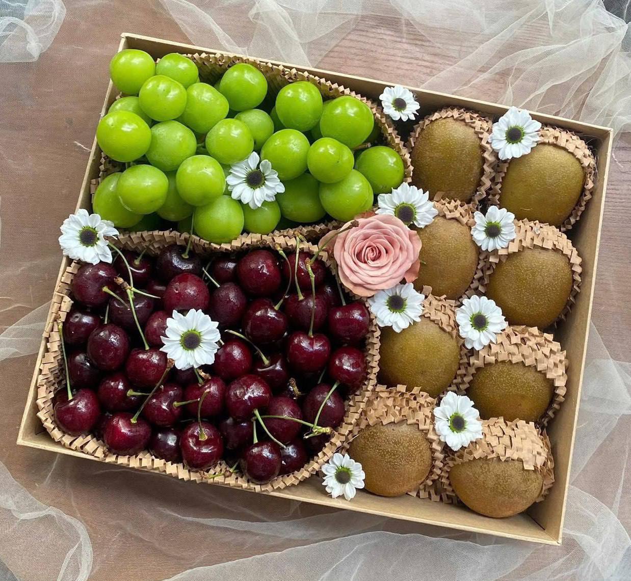 Hộp Trái Cây Quà Tặng KF270