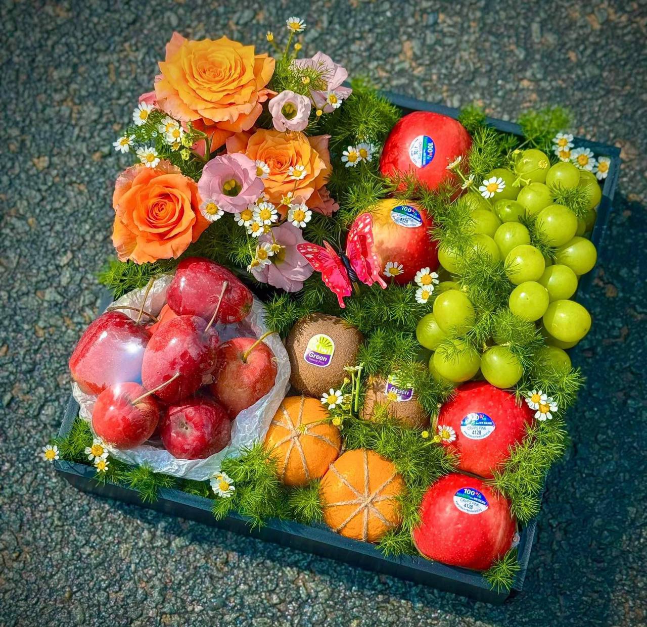 Hộp Trái Cây Kết Hợp Hoa Tươi KF253