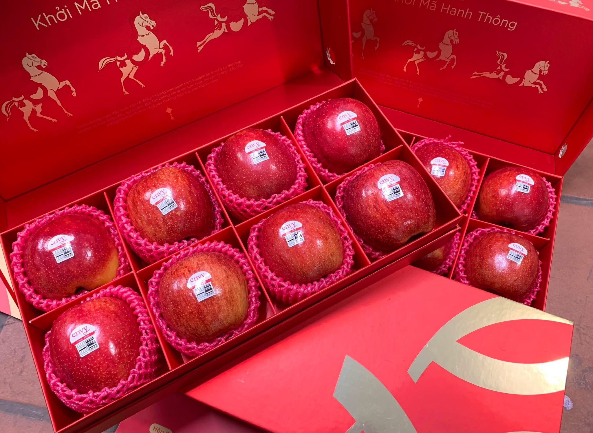 TÁO ENVY "HỘP QUÀ TẾT 8 TRÁI VIP 2026"