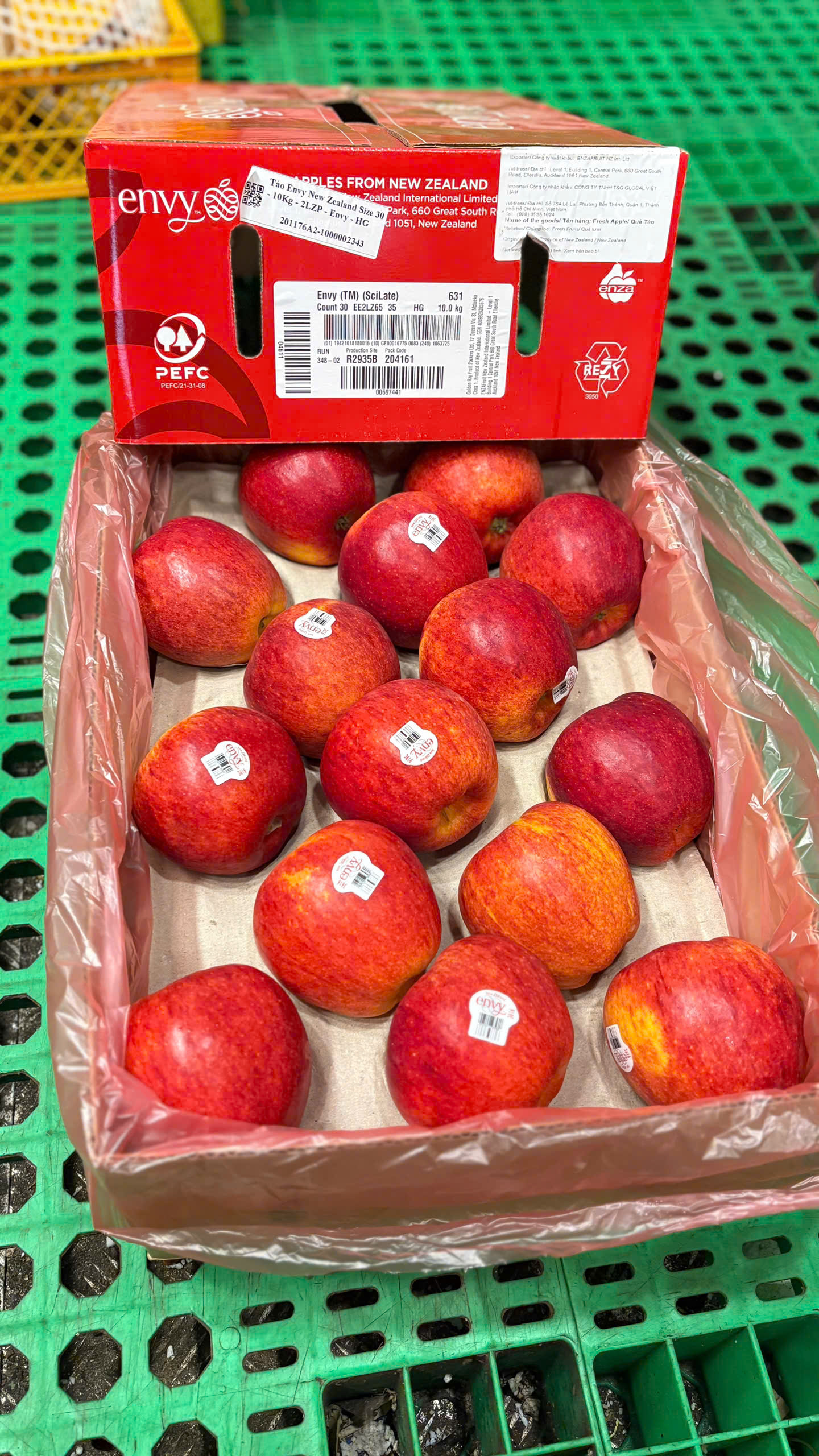 Táo Envy Mỹ Size 24 Nguyên thùng 9kg