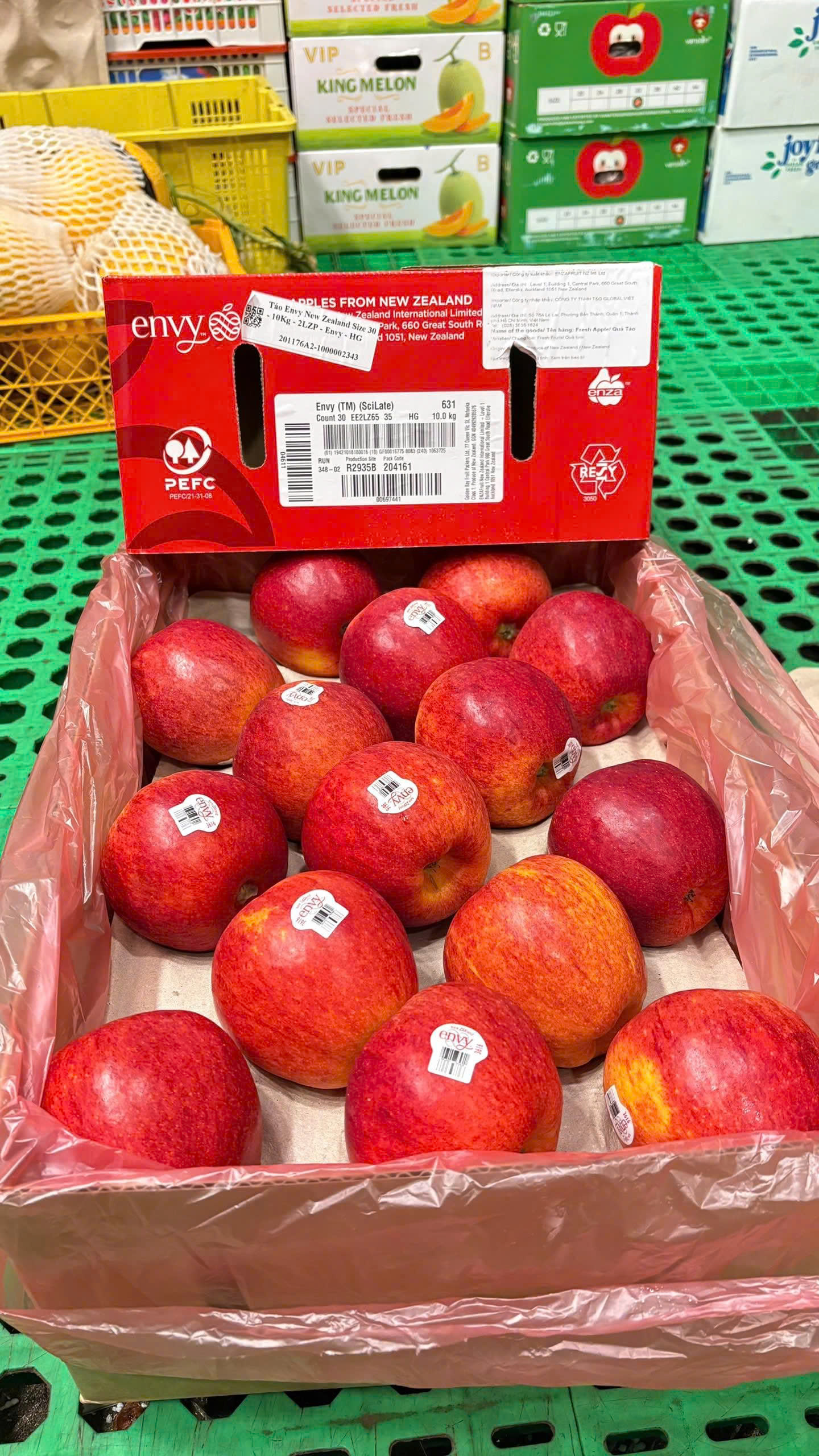 Táo Envy Mỹ Size 30 Nguyên thùng 9kg