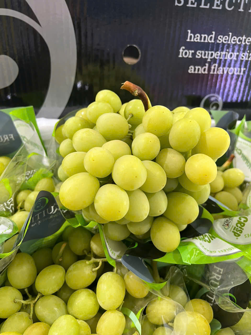 Nho Xanh Úc Fruitico Autumn Crisp