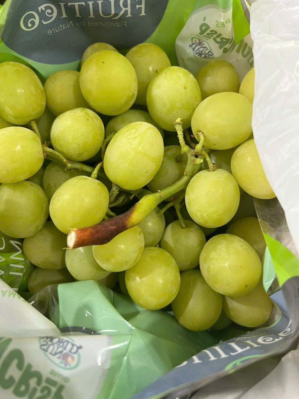 Nho Xanh Úc Fruitico Autumn Crisp