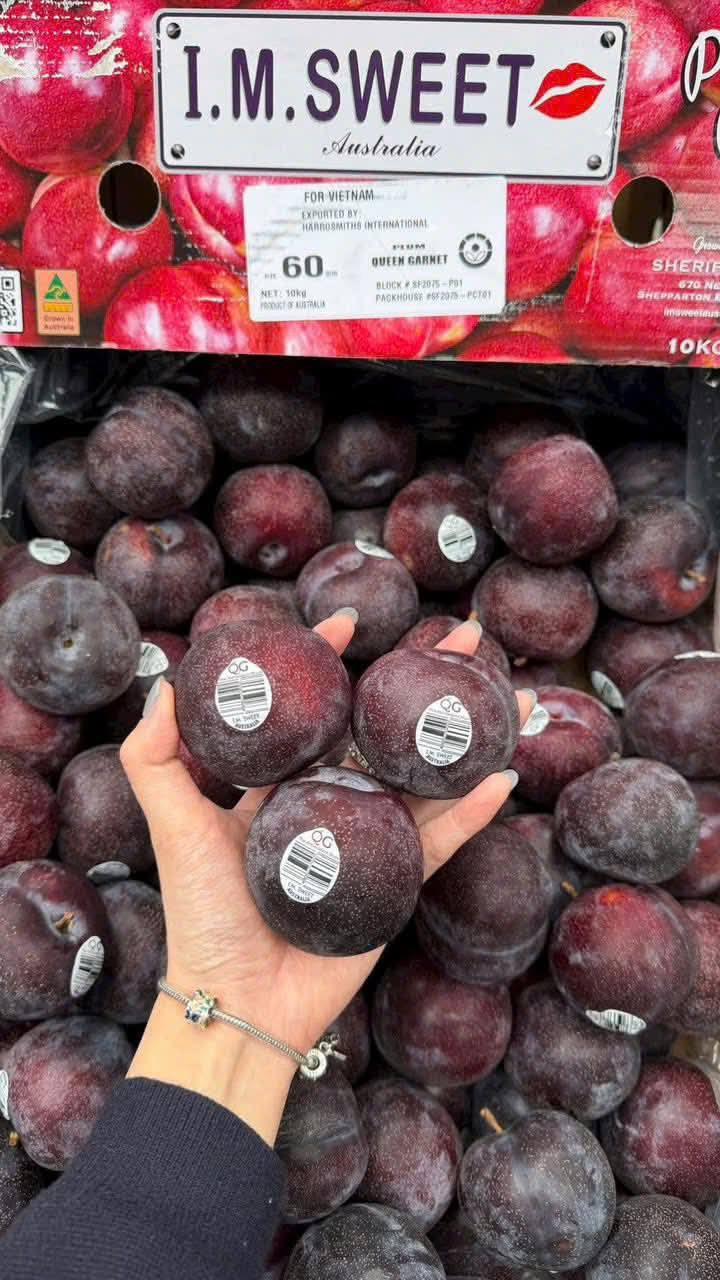 Mận Úc Ruột Vàng I.M.SWEET