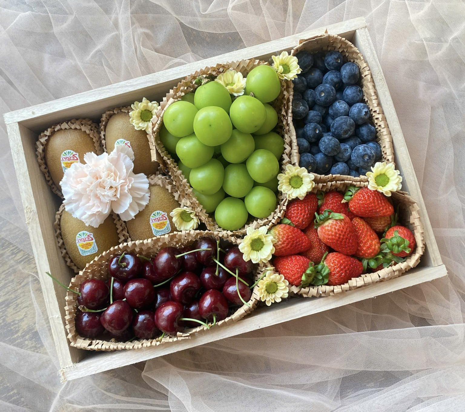 Hộp Trái Cây Quà Tặng Cao Cấp KF319