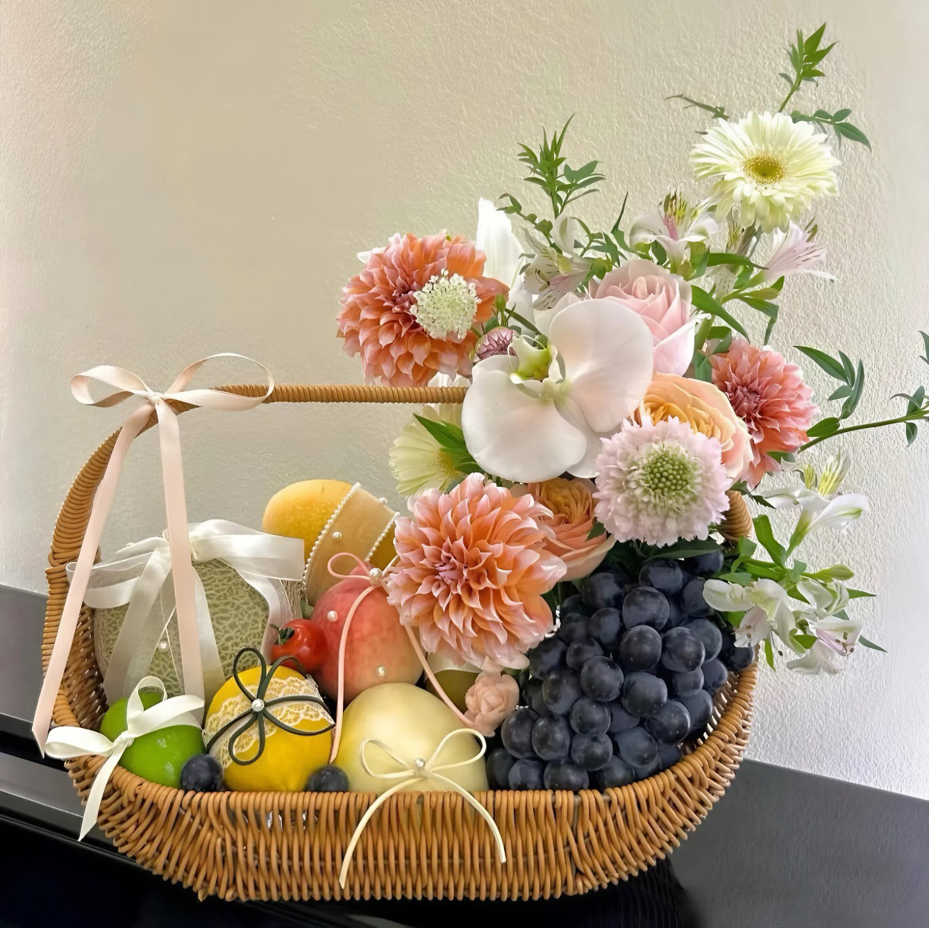 Giỏ Thuyền Trái Cây Cao Cấp - Quà Tặng Sang Trọng KF351