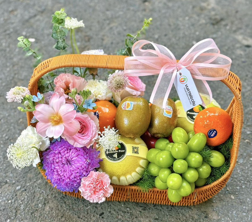 Giỏ Thuyền Trái Cây Cao Cấp - Quà Tặng Sang Trọng KF356