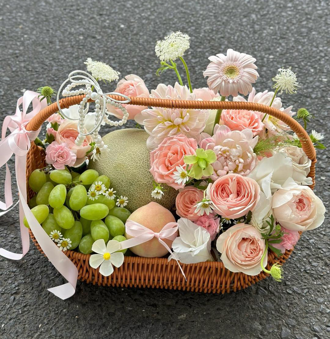 Giỏ Thuyền Trái Cây Cao Cấp - Quà Tặng Sang Trọng KF385