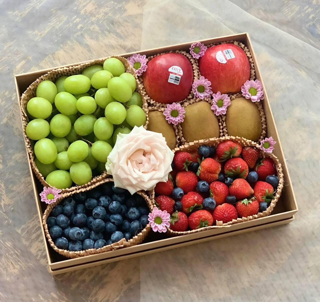 Hộp Trái Cây Quà Tặng Cao Cấp KF393