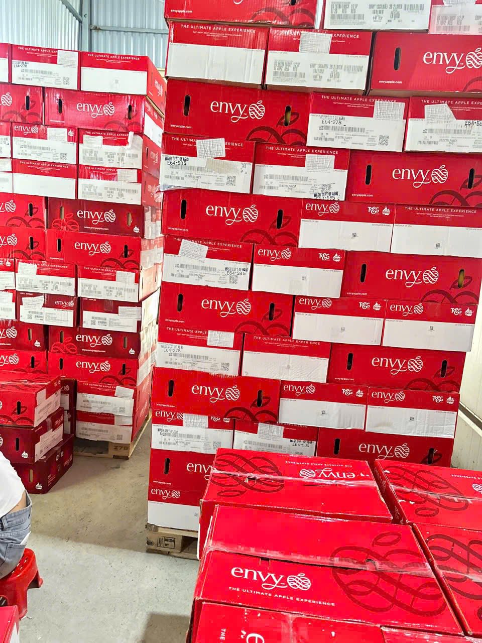 Táo Envy Size 28 Nguyên thùng 10kg