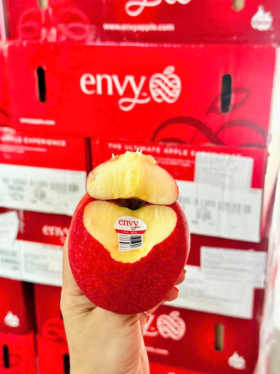 Táo Envy Size 28 Nguyên thùng 10kg