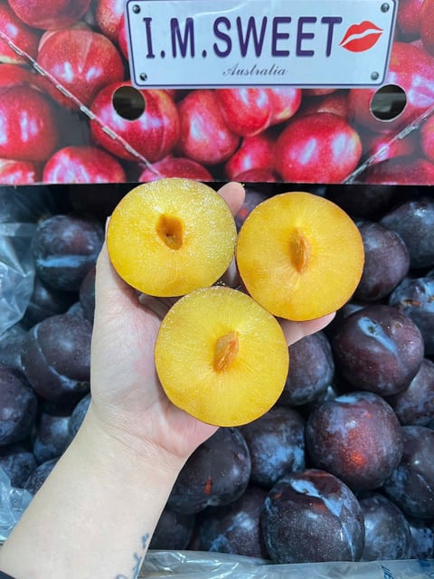 Mận Úc Ruột Vàng I.M.SWEET